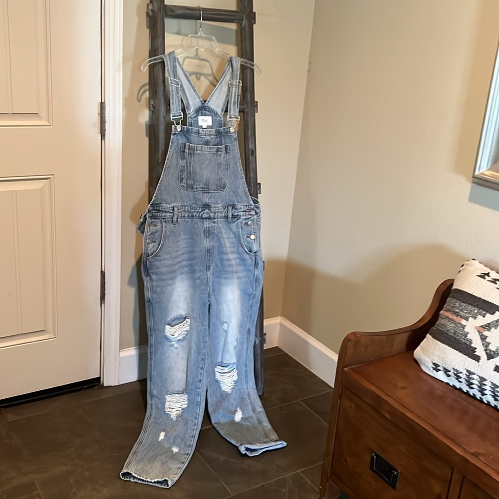 Vici Sean Pocketed Distressed Denim Overalls - Picture 3 of 4